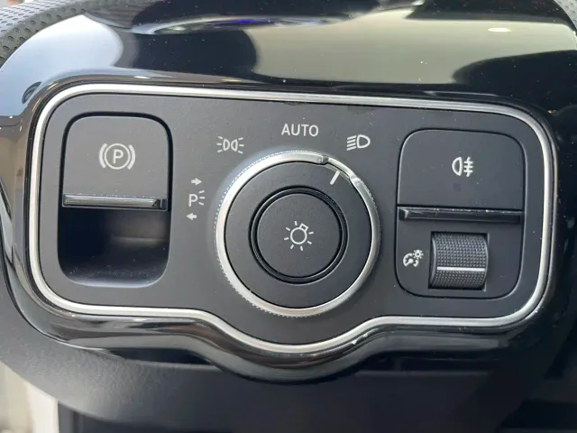 Mercedes-Benz A-Class — Фото автомобиля 20