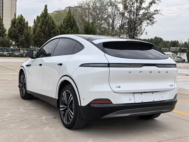 Xpeng G6 — Фото автомобиля 7
