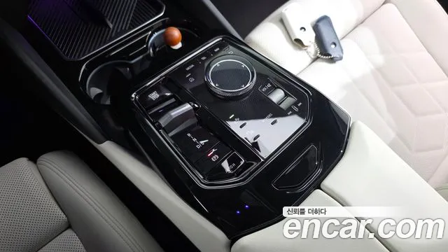 BMW 5 Series G60 — Фото автомобиля 12