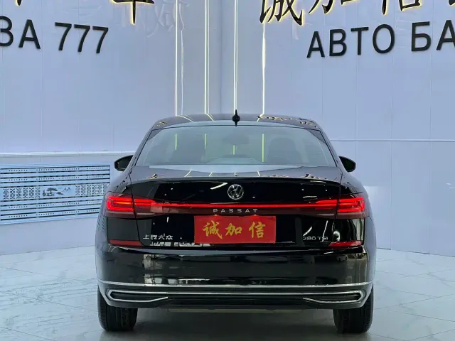 Volkswagen Passat — Фото автомобиля 5