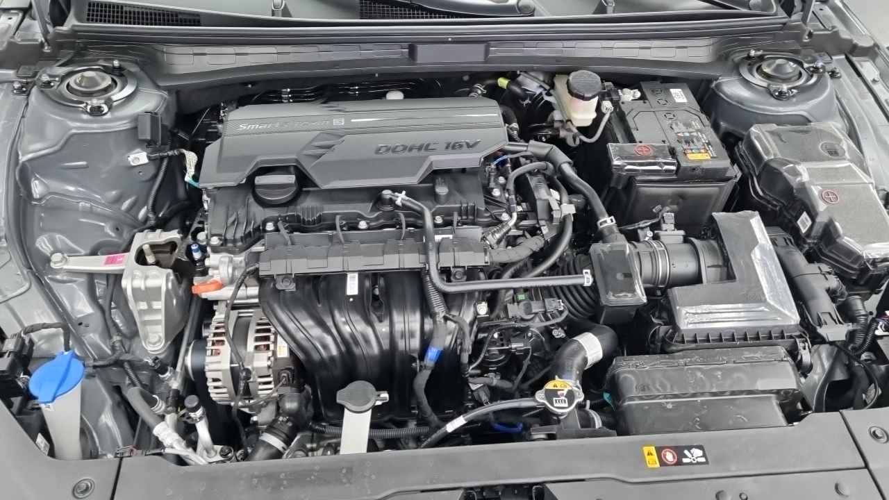 Hyundai Avante (CN8) — Фото автомобиля 6