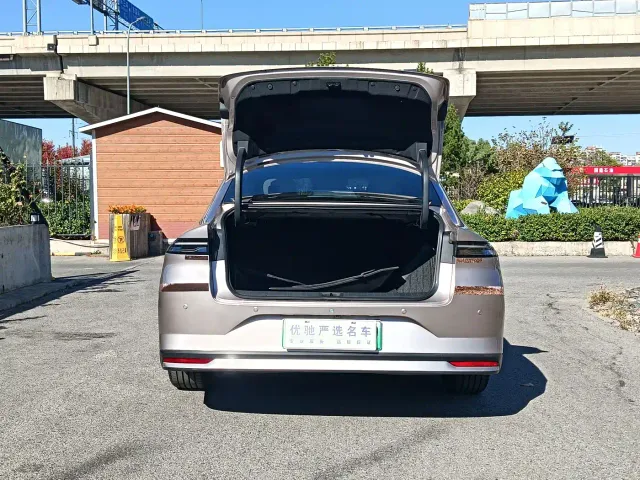 Nissan N6 — Фото автомобиля 11