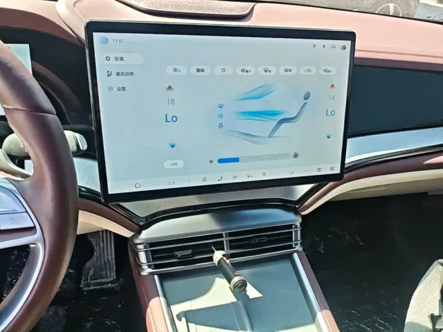 BYD Seal 07 DM-i — Фото автомобиля 12