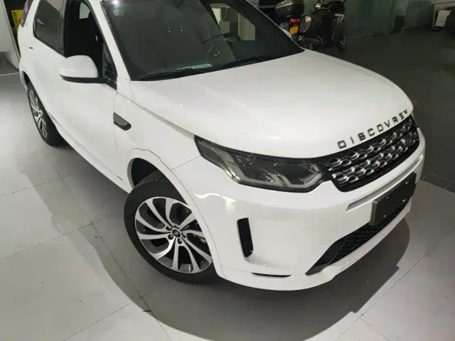 Land Rover Discovery Sport — Фото автомобиля 2