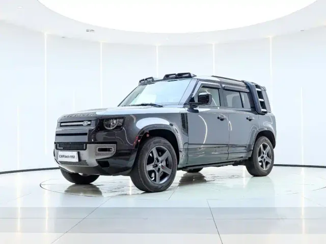 Land Rover Defender — Фото автомобиля 2