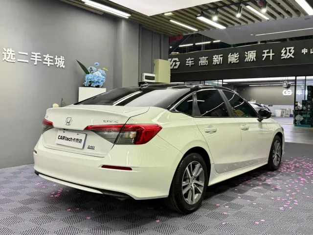 Honda Civic — Фото автомобиля 14