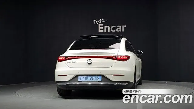 Mercedes-Benz EQE V295 — Фото автомобиля 4