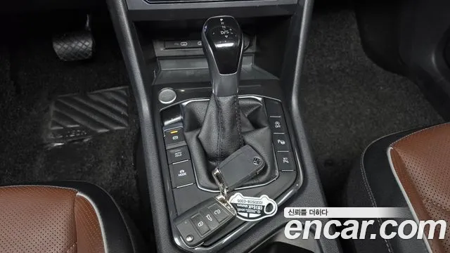 Volkswagen Tiguan — Фото автомобиля 12