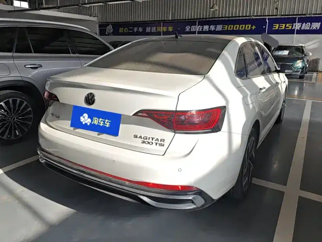Volkswagen Sagitar — Фото автомобиля 3