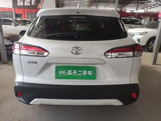 Toyota Corolla Cross — Фото автомобиля 5
