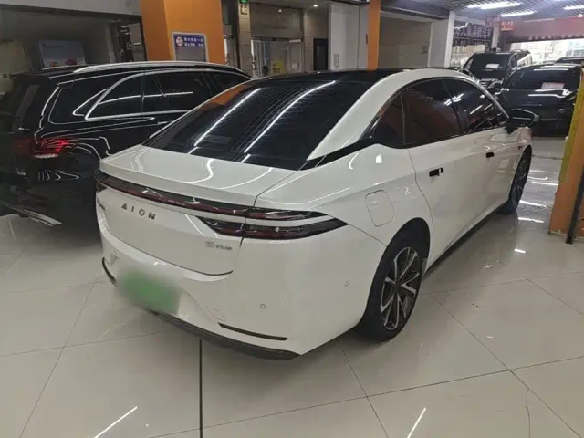 GAC Aion S Plus — Фото автомобиля 6