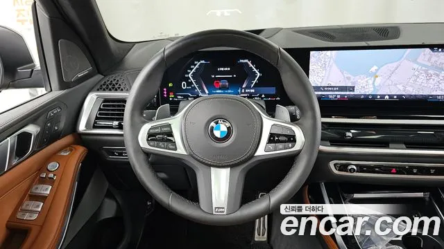 BMW X7 — Фото автомобиля 9