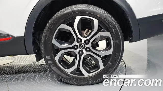 Renault Korea XM3 — Фото автомобиля 21