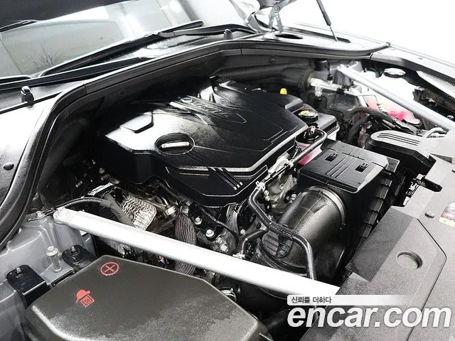Genesis GV70 — Фото автомобиля 6