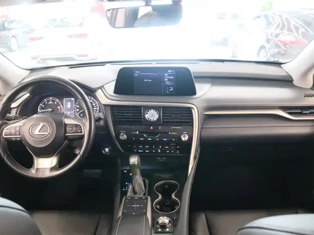 Lexus RX — Фото автомобиля 5