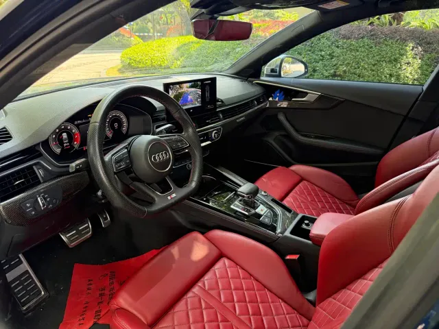 Audi S4 — Фото автомобиля 4