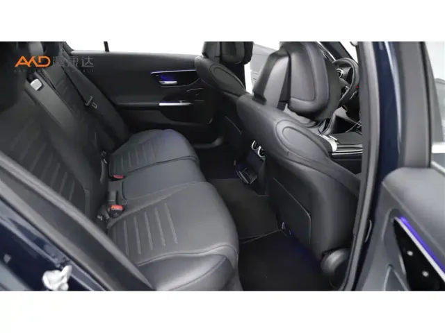 Mercedes-Benz C-Class — Фото автомобиля 8