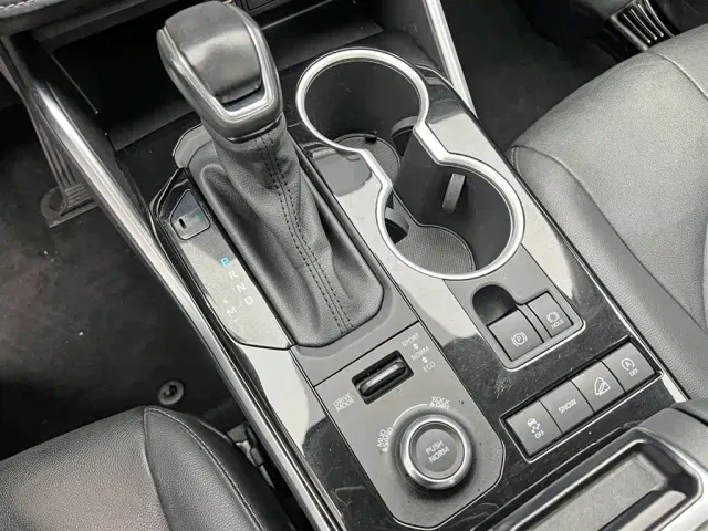 Toyota Highlander — Фото автомобиля 21