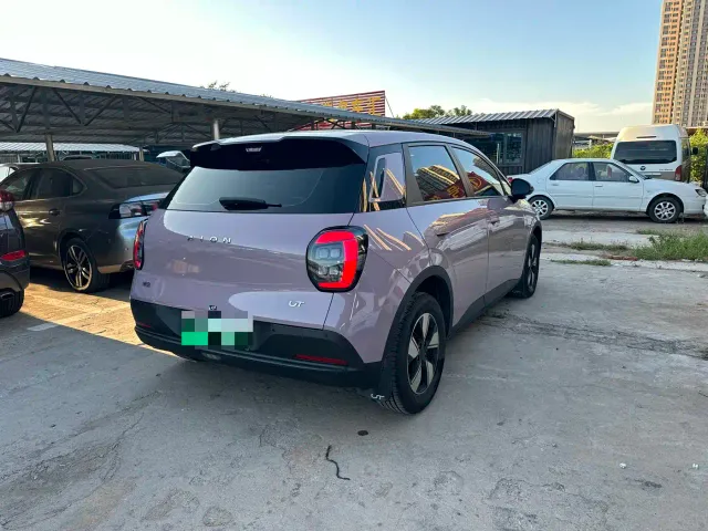 GAC Aion UT — Фото автомобиля 7