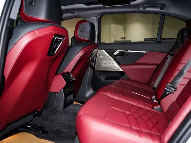 BMW 5 Series — Фото автомобиля 21