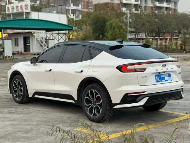 Ford EVOS — Фото автомобиля 9