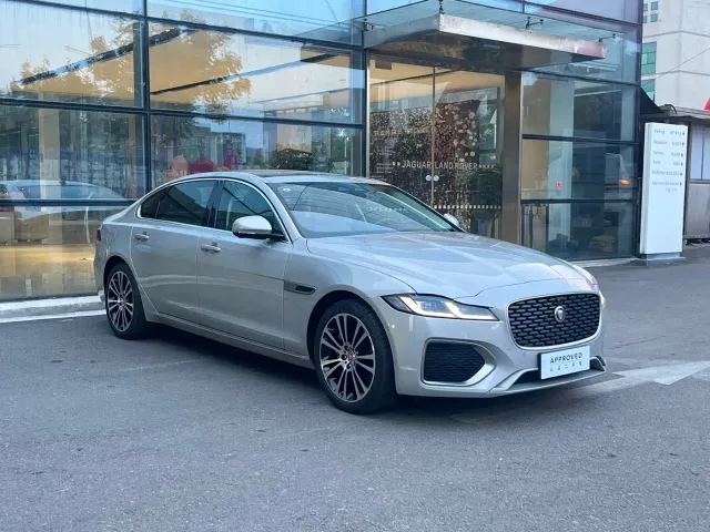 Jaguar XFL — Фото автомобиля 3