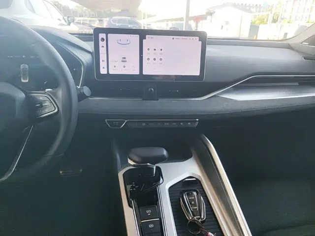 Geely Xingrui — Фото автомобиля 12