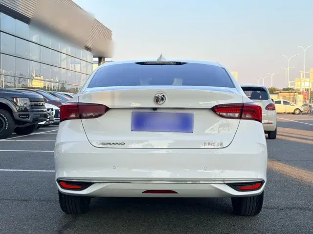 Buick Verano — Фото автомобиля 12
