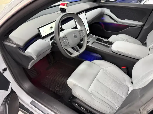 Nio ET5 Touring — Фото автомобиля 4