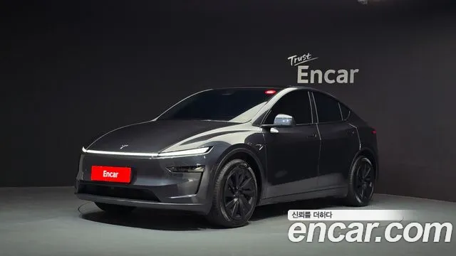 Фотография автомобиля — Tesla Model Y