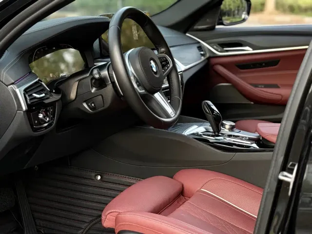 BMW 5 Series — Фото автомобиля 13