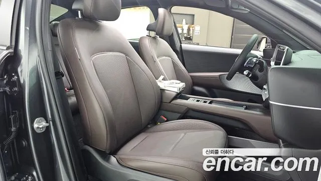 Hyundai Ioniq 6 — Фото автомобиля 25