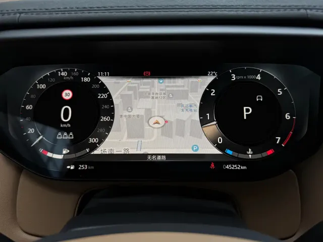 Land Rover Range Rover Sport — Фото автомобиля 23