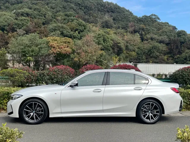BMW 3 Series — Фото автомобиля 3
