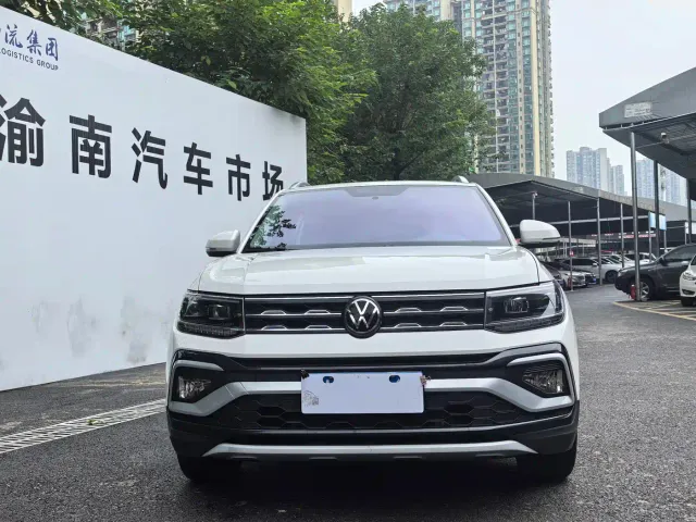 Volkswagen T-Cross — Фото автомобиля 3