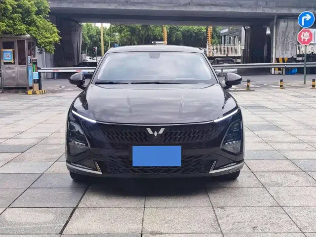Wuling Starlight — Фото автомобиля 2