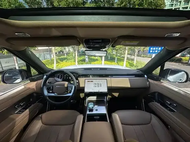 Land Rover Range Rover — Фото автомобиля 14