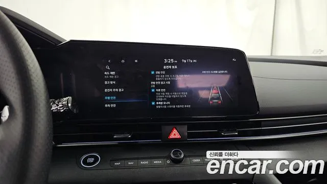 Hyundai Avante CN7 — Фото автомобиля 16