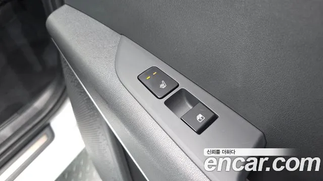 Kia Niro The All New — Фото автомобиля 25