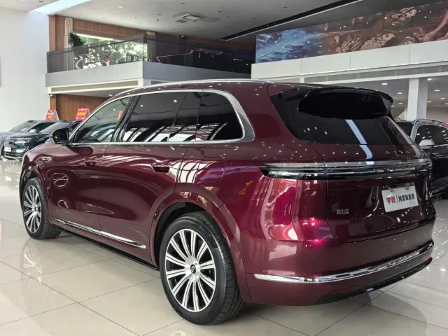 Aito M7 — Фото автомобиля 19