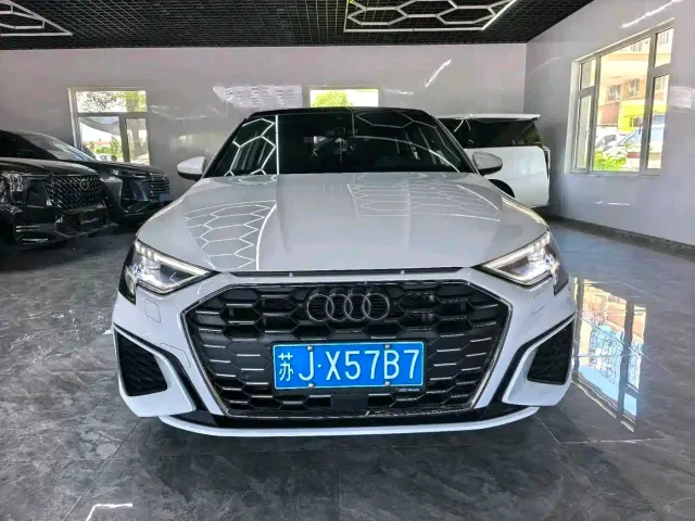 Фотография автомобиля — Audi A3