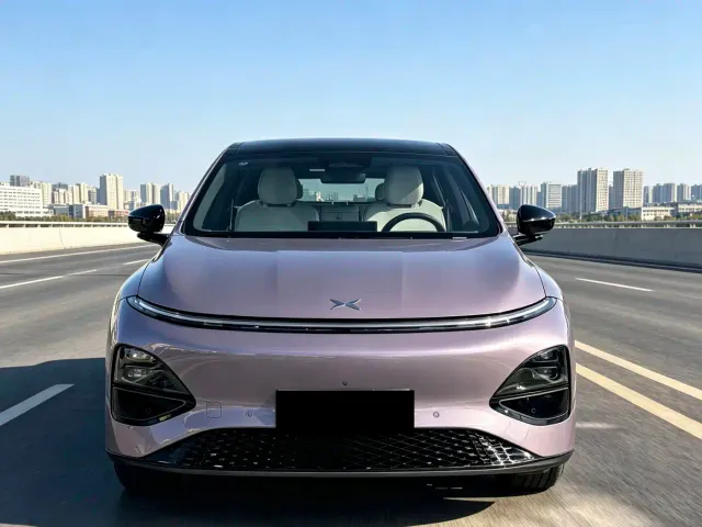 Xpeng G6 — Фото автомобиля 2