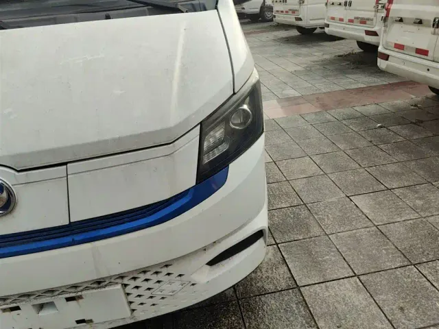 Dongfeng Yufeng EM27 — Фото автомобиля 23