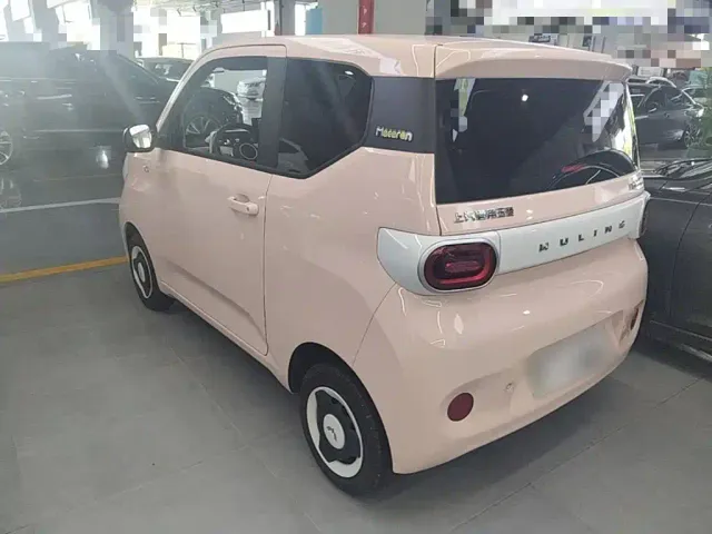 Wuling Hongguang Mini EV — Фото автомобиля 22