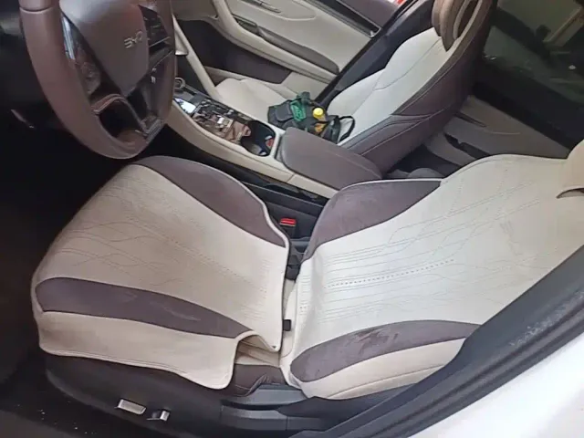 BYD Song PLUS — Фото автомобиля 14