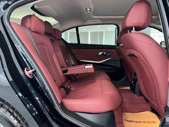 BMW 3 Series — Фото автомобиля 19