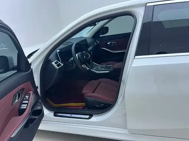 BMW 3 Series — Фото автомобиля 6