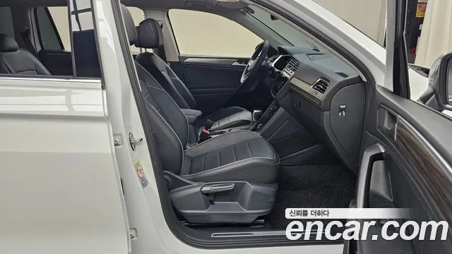 Volkswagen Tiguan — Фото автомобиля 26