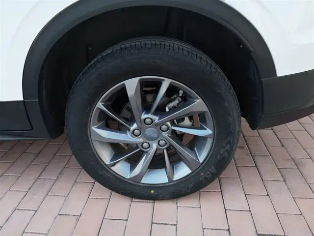Geely Binyue — Фото автомобиля 17