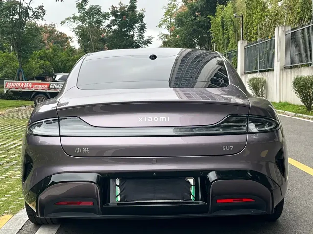 Xiaomi SU7 — Фото автомобиля 6